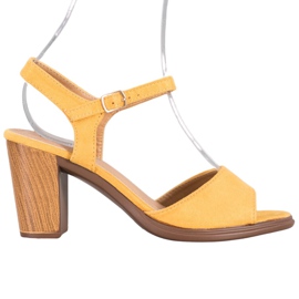 SHELOVET Sárga velúr szandál
