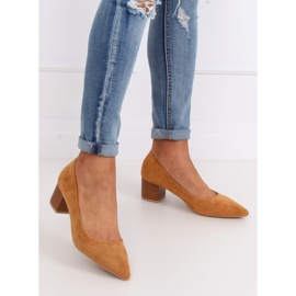 Szivattyúk egy fa sarkú teve CL75P Camel barna Szivattyúk egy fa sarkú teve CL75P Camel barna