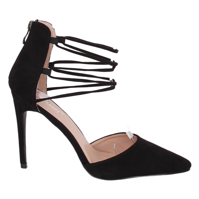 Szivattyúz egy fekete SY66P fekete csapon