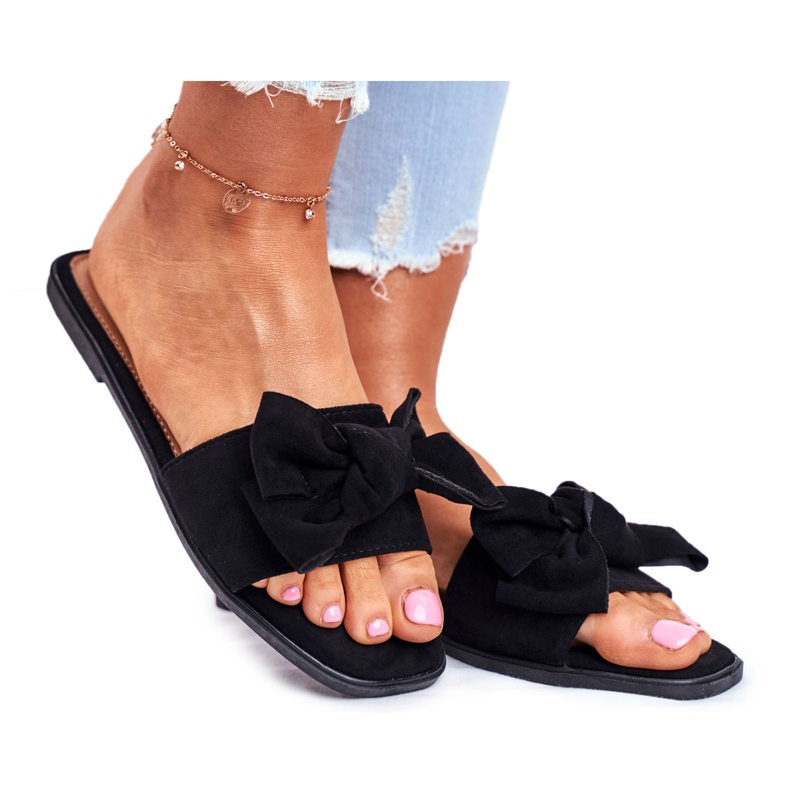 Malajzia női papucs fekete íjakkal