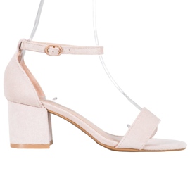 Nio Nio Kényelmes szandál a bárban barna