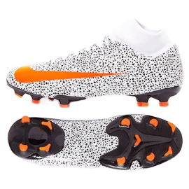 Nike Mercurial Superfly 7 Academy CR7 FG / MG M CZ5853-180 futballcipő sokszínű fehér