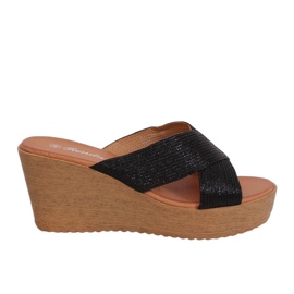 Fekete Fekete papucs 10-235 Fekete Fekete Fekete papucs 10-235 Fekete