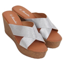 Ezüst ék papucs 10-235 Ezüst szürke