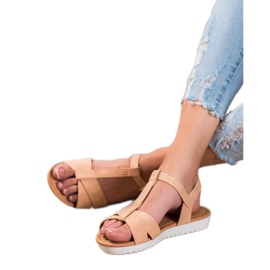 SHELOVET Bézs textil szandál