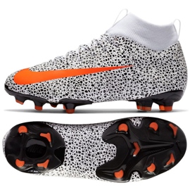 Nike Mercurial Superfly 7 Academy CR7 FG / MG Jr CV3182-180 futballcipő sokszínű fehér