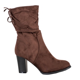 J. Star Magas, sötétbarna csizma