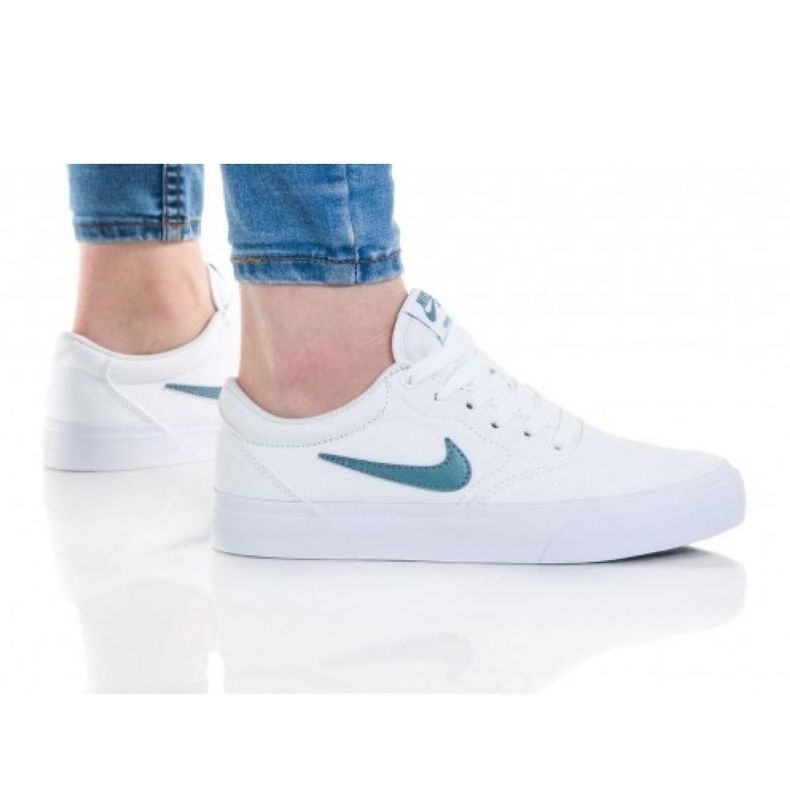 Nike Sb Charge Cnvs (GS) Jr CQ0260-100 fehér rózsaszín
