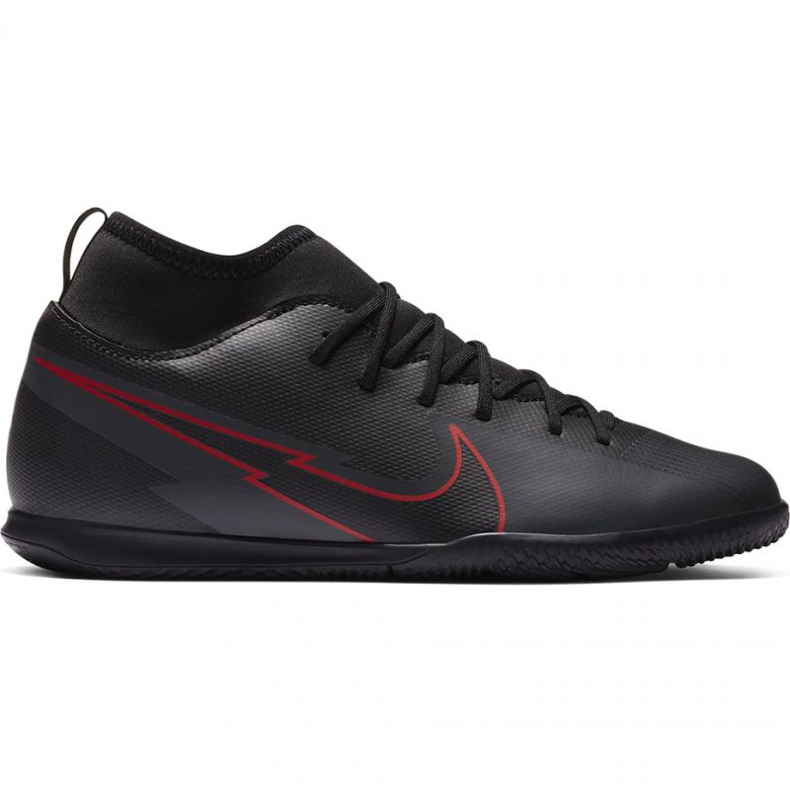 Nike Mercurial Superfly 7 Club Ic Jr AT8153 060 futballcipő sokszínű fekete