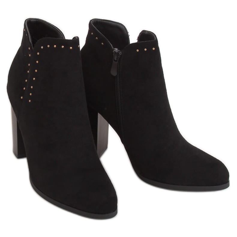 Fekete magassarkú UK11P Fekete