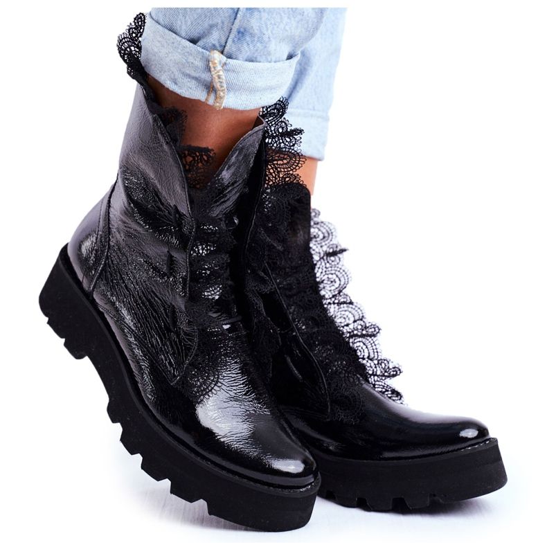 Exquisite Női magas csizma lakkozott bőr Montegero fekete