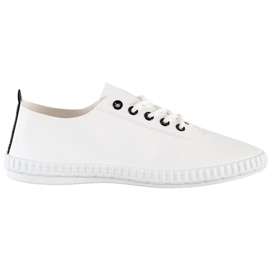 SHELOVET Könnyű cipők Eco bőrrel fehér