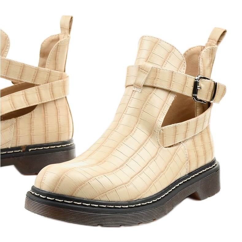 Bézs színű csizma Nillda csatdal