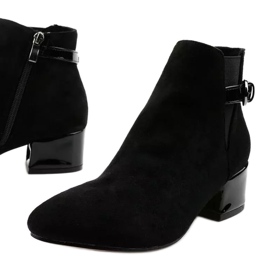 Fekete csizma Brizaris kis postával