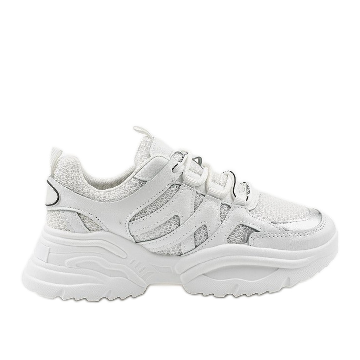 Cahraelas fehér cipők