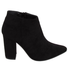 Cipő az oszlopon fekete G-7668 Black