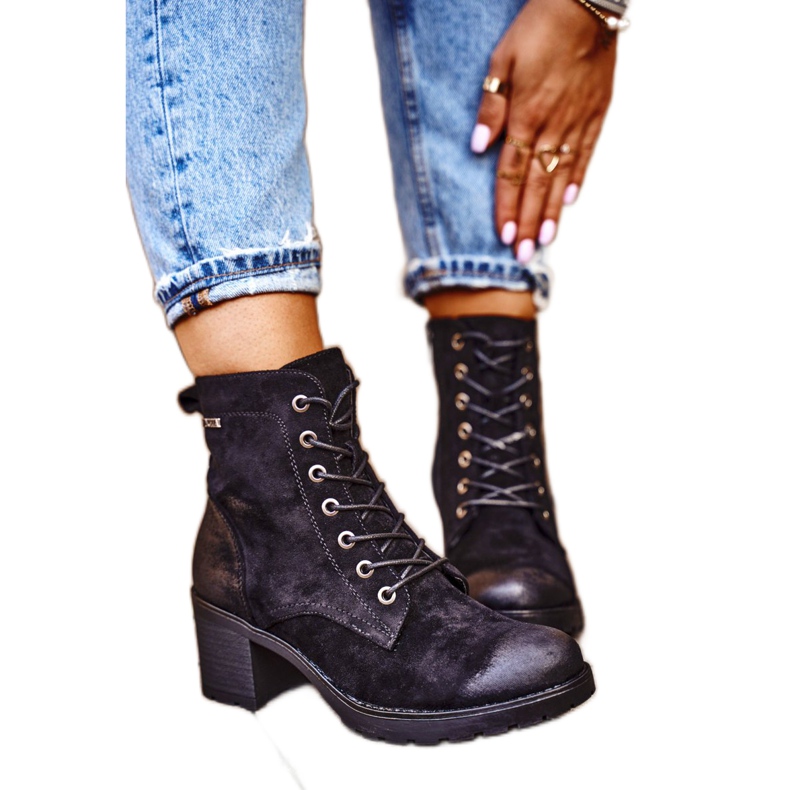 Vinceza Női fekete meleg csizma sarkon Vertigo