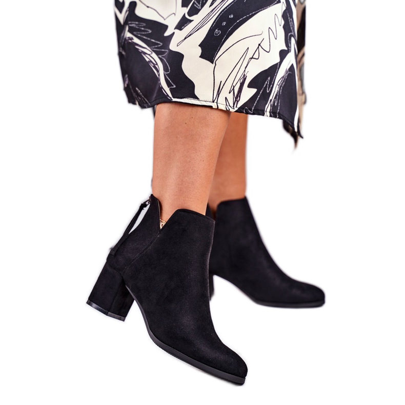 Vinceza Női csizma sarkán Velúr fekete mimóza