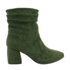 Daszyński Zöld MR2025-10 velúr csizma
