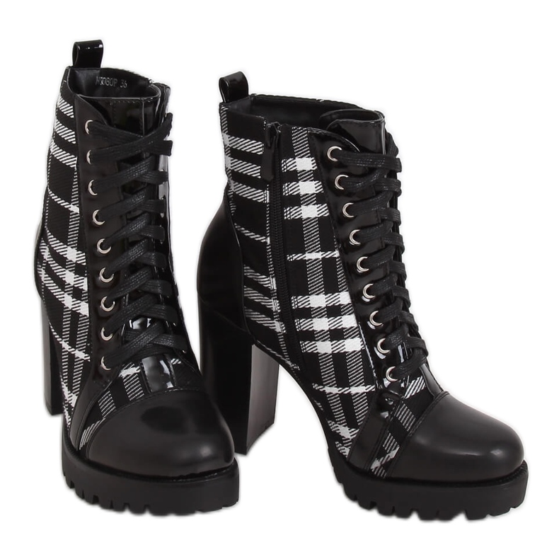 Fekete magas sarkú kockás fekete NS080P Fekete