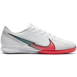 Nike Mercurial Vapor 13 Academy M Ic AT7993 163 futballcipő fehér