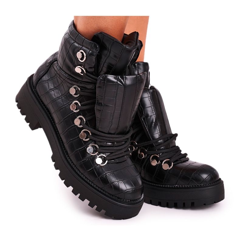 BUGO Női lapos csizma nyelvvel Black Passa fekete