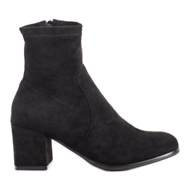 Evento Magas sarkú csizma fekete Evento Magas sarkú csizma fekete