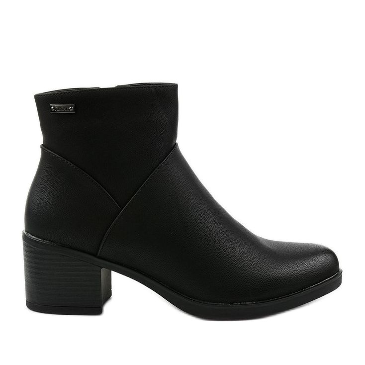 Fekete szigetelésű csizma Suncutter cipzárral