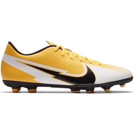 Nike Mercurial Vapor 13 Club FG / MG M AT7968 801 futballcipő sárga sárga