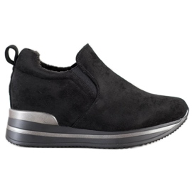 Gogo Meleg cipő a platformon fekete