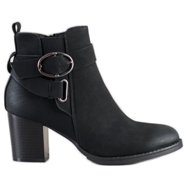 J. Star Alkalmi csizma csattal fekete J. Star Alkalmi csizma csattal fekete