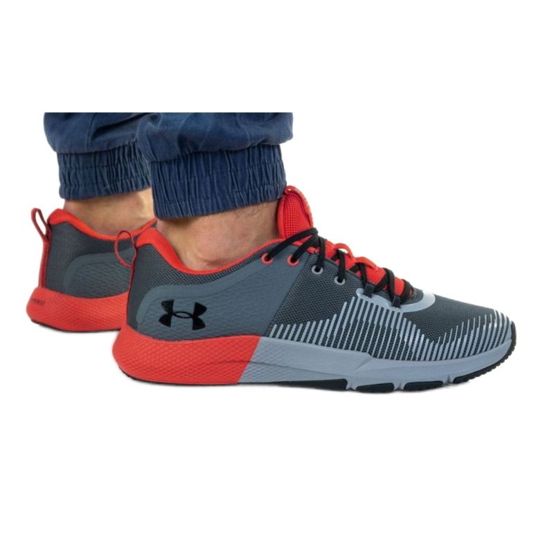 Under Armour Charged Engage M 3022 616-105 fekete narancssárga szürke