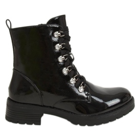 Fekete lakkozott csizma 7982-PA Black