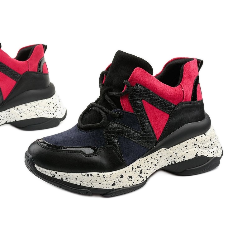 Fekete sportcipők ökobőr-velúr Clavelinából piros sötétkék