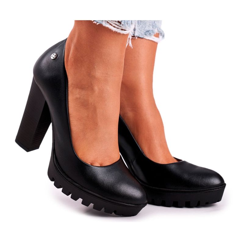 Maciejka női szivattyú sarkon és platformon fekete 02629-01 / 00-1