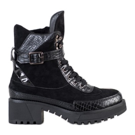 Gogo Munkavállalók a sarkon fekete Gogo Munkavállalók a sarkon fekete