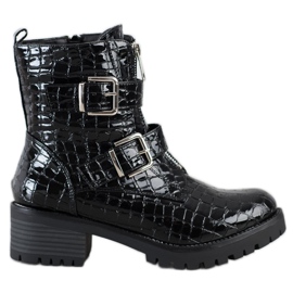 Super Me Munkavállalók egy kígyónyomó csúszkán fekete Super Me Munkavállalók egy kígyónyomó csúszkán fekete