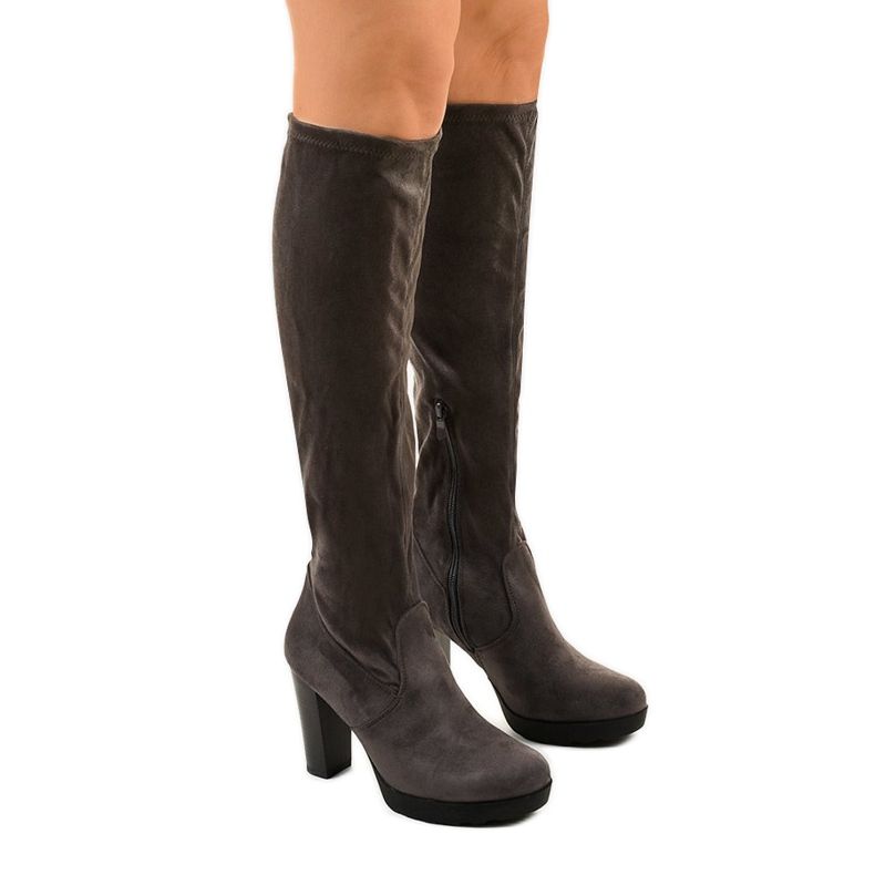 Szürke csizma öko-velúrból, Enmirgton Szürke csizma öko-velúrból, Enmirgton