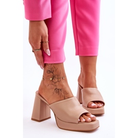 Livesa bézs bőr magassarkú 1