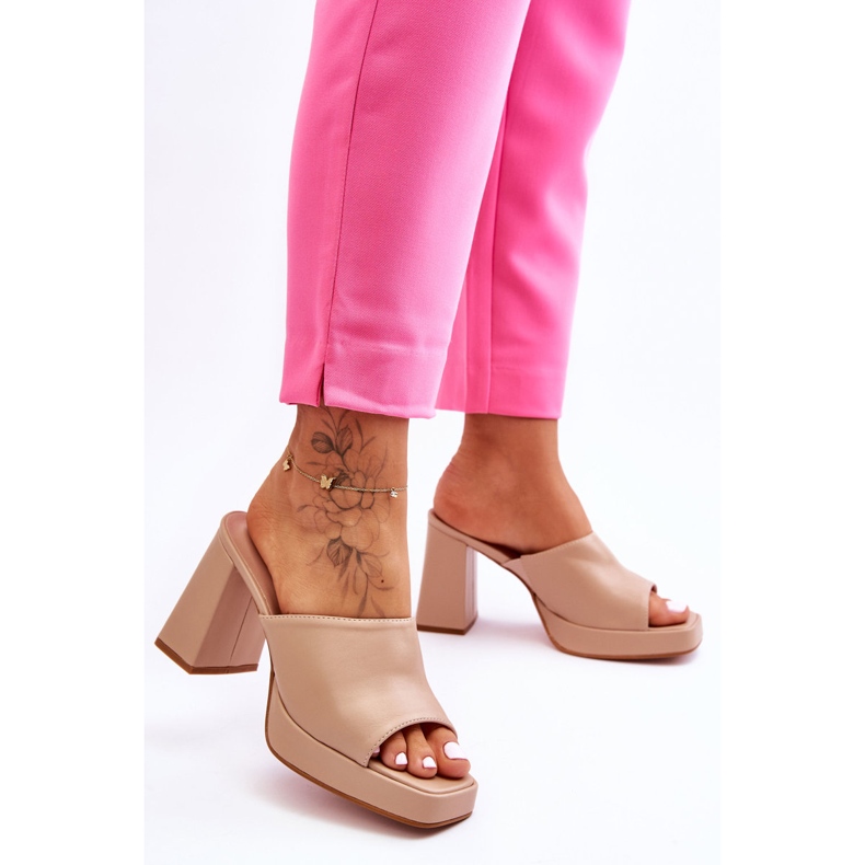 Livesa bézs bőr magassarkú 2