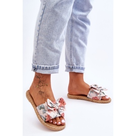 Női papucs masnival, bézs virággal 1