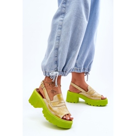 Bőr szandál sarkon és platformon Maciejka 06039-07 sárga 1 Bőr szandál sarkon és platformon Maciejka 06039-07 sárga 1