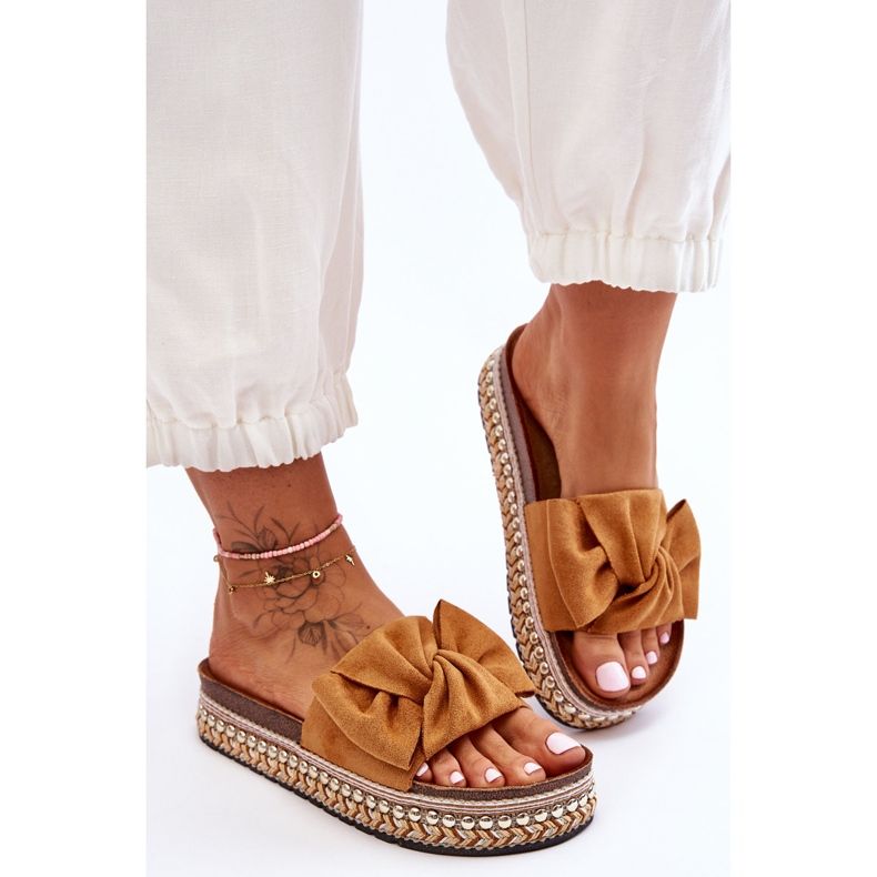 Női velúr papucs teve Lauria masnival barna 2 Női velúr papucs teve Lauria masnival barna 2