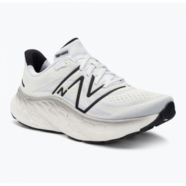 New Balance Fresh Foam More v4 M NBMMORCW4 futócipő fehér 1