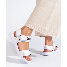 Női fehér szandál Big Star HH274A026 2