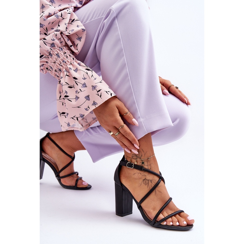 Bőr szandál Sarkon Csíkos Fekete La Meria 2