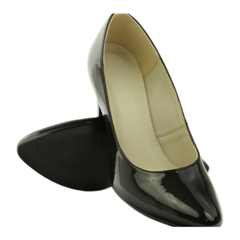 Fekete lakkozott szivattyúk ZUZA 128 3