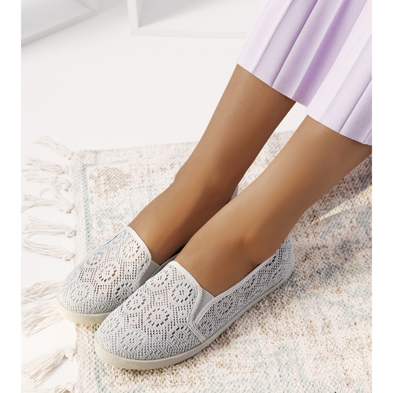 HJ1709 Szürke áttört csúszós cipők 1