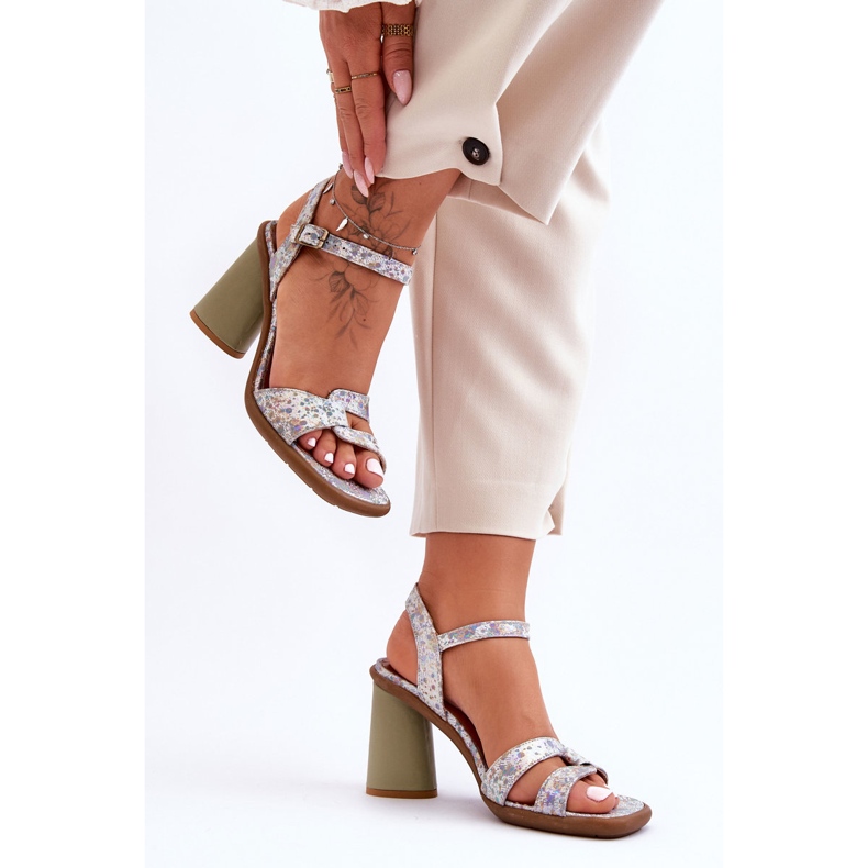 Sarkú bőrszandál Maciejka 06029-24 fehér-zöld 2