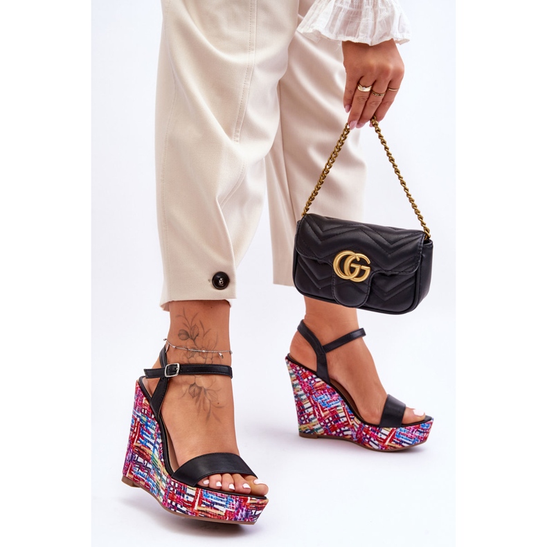 Női Szandál Egy Színes Ék Fekete Malibu 2